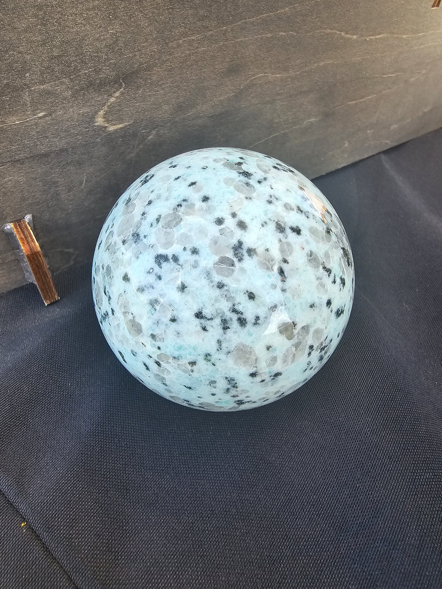 Kiwi Jasper Sphere (2.5 in.)