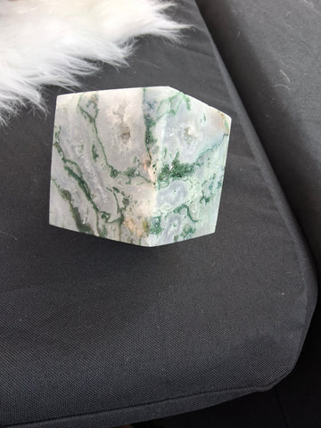 Moss agate cube