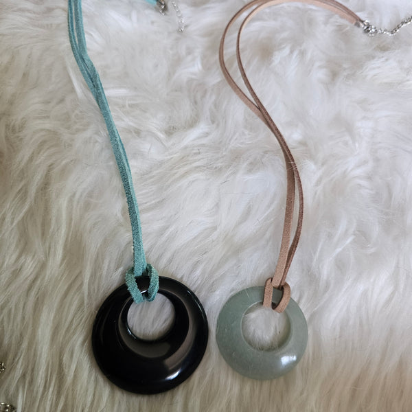 Pendant necklaces