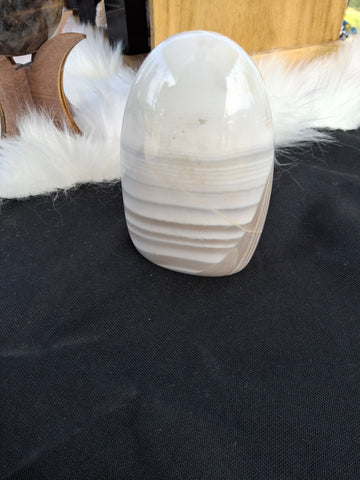 Orca agate freeform